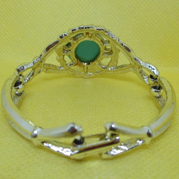 Vintage Faux Turquoise Gold Metal Bracelet Ornate Large Oval Lucite Cabochon - Picture 14 of 15